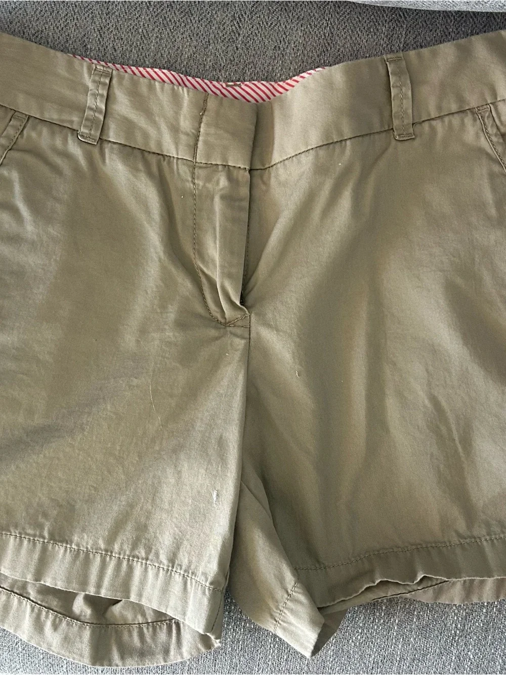 J. Crew khaki Broken-In 100% Cotton Chino Shorts Size 6 Women’s
